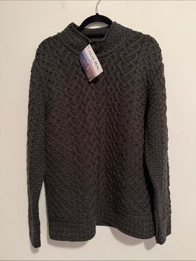 NWT Aran Mor Women's Dark Green Cable Turtleneck Sweater